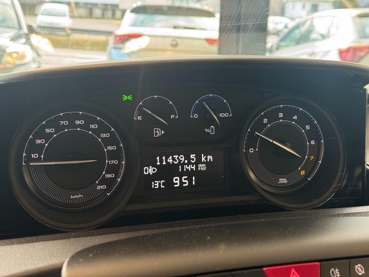 Lancia Ypsilon LANCIA YPSILON 1.0cc 69Cv Platino