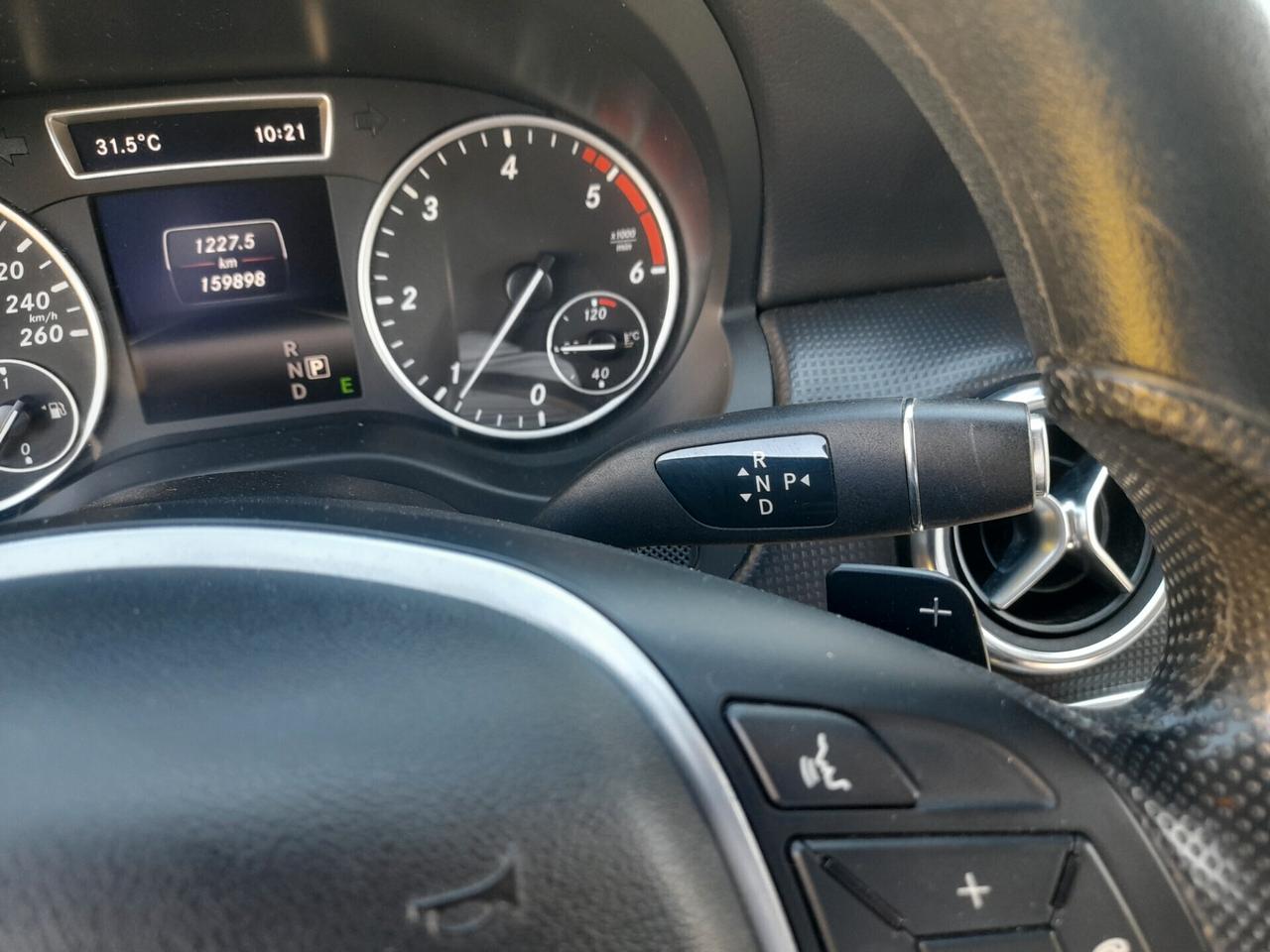 Mercedes-Benz A 180d Sport 1.5 dCi 110cv Automatic