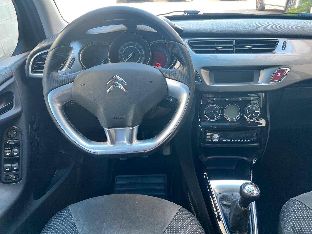 Citroen C3 1.4 75cv Exclusive OK NEOPAT. PDC/CLIMA PERFETTA!