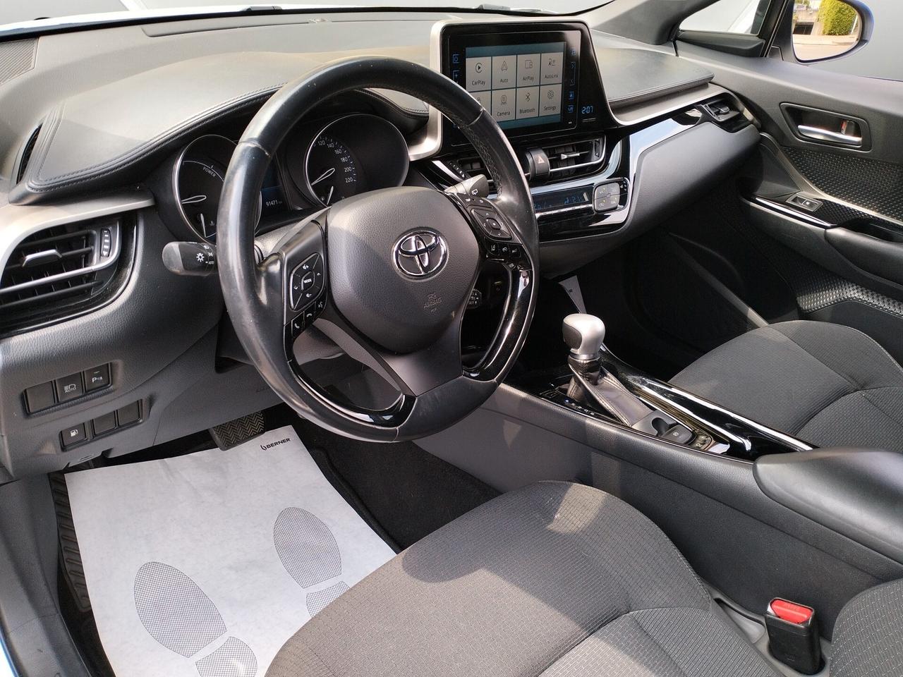 Toyota C-HR 2018 1.8h Lounge 2wd e-cvt my18