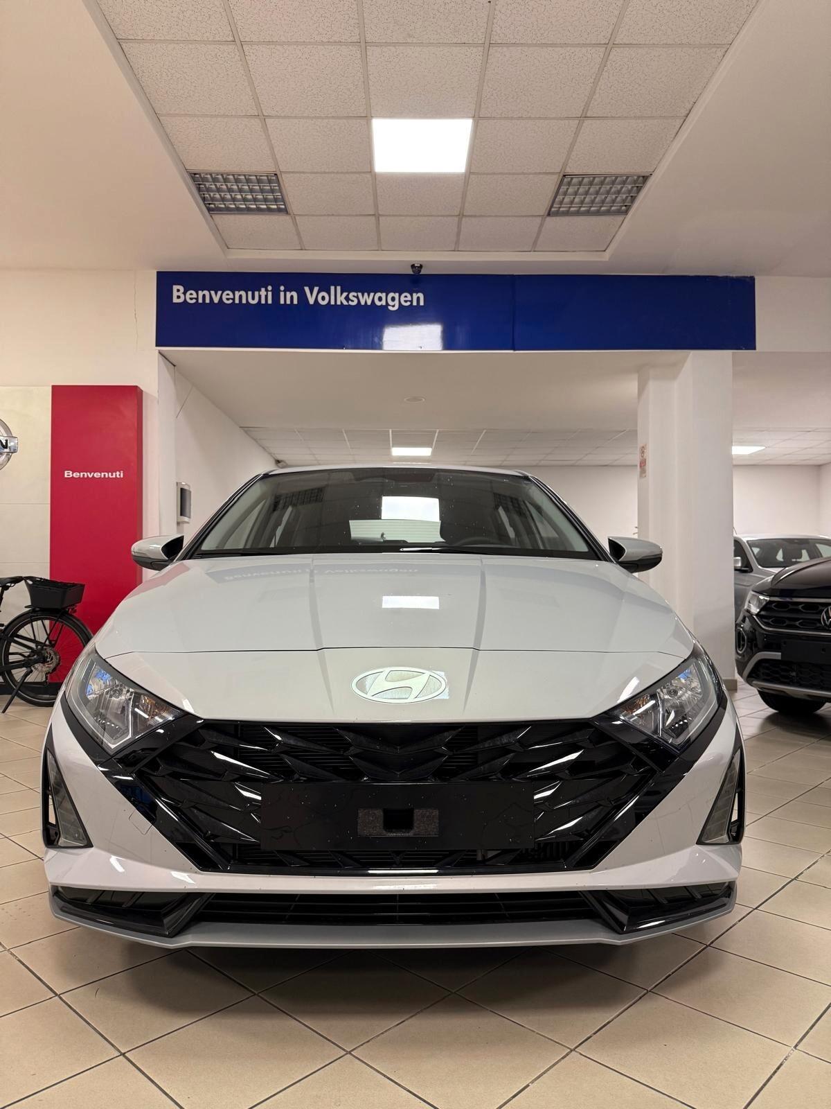 Hyundai i20 1.2 MPI MT Connectline