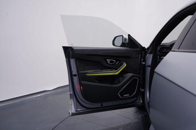 LAMBORGHINI Urus 4.0 650cv Graphite Capsule