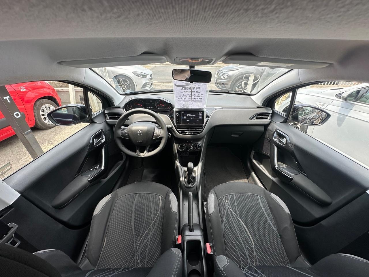 Peugeot 208 1.4 HDi 68 CV 5 porte Allure