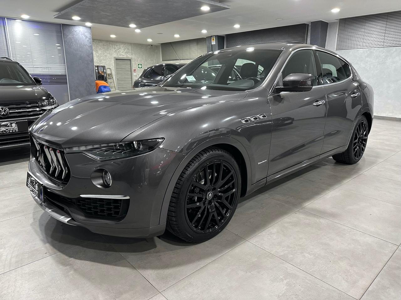 Maserati Levante V6 430 CV AWD Granlusso PRONTA CONSEGNA