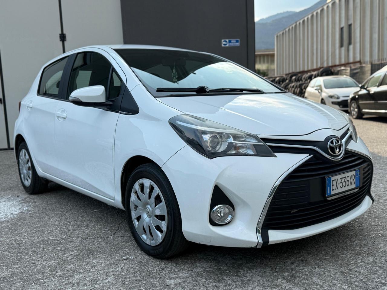Toyota Yaris 1.4 D-4D 5 porte Lounge