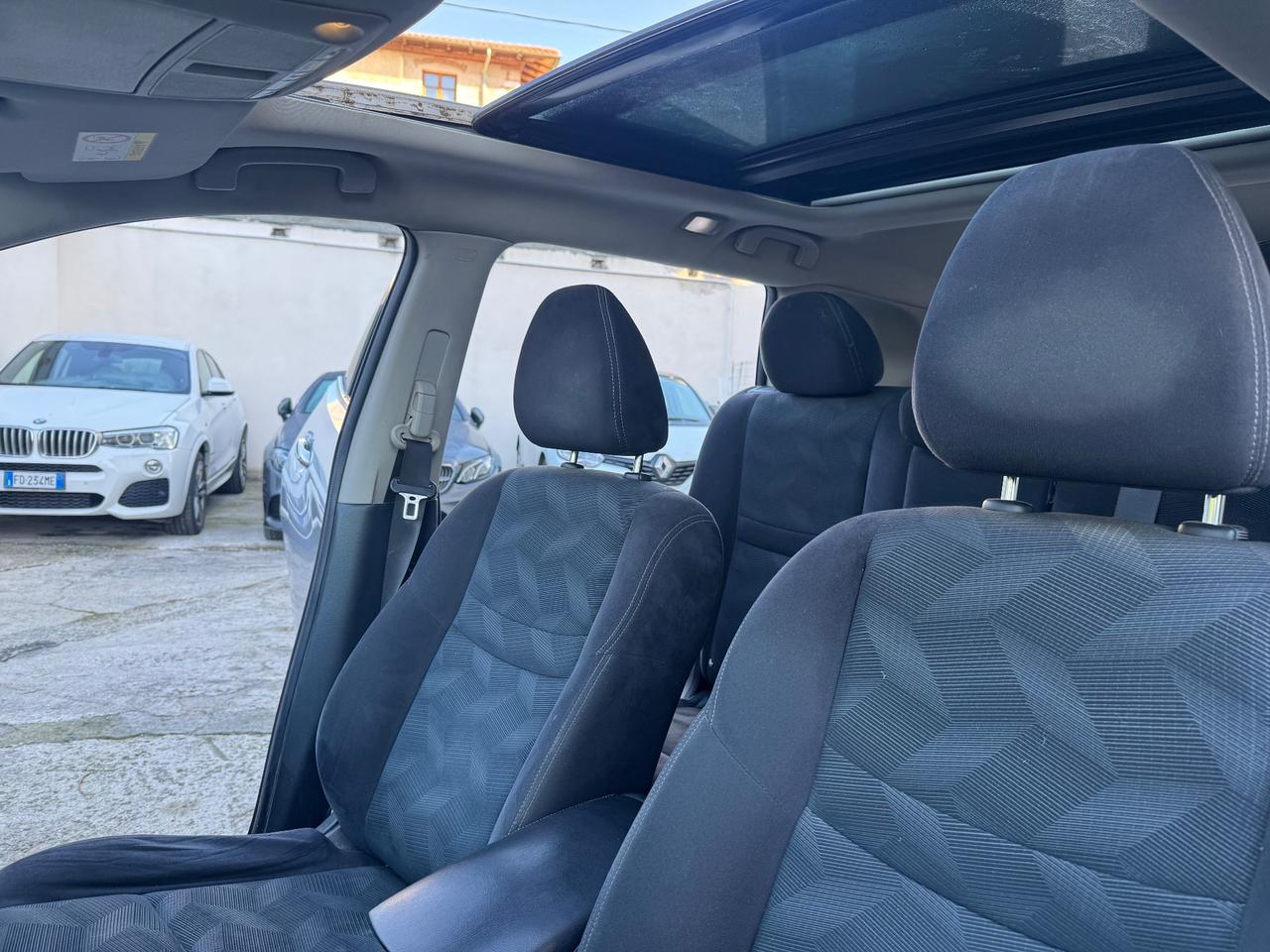 Nissan X-Trail 1.6 dCi 2WD Tekna