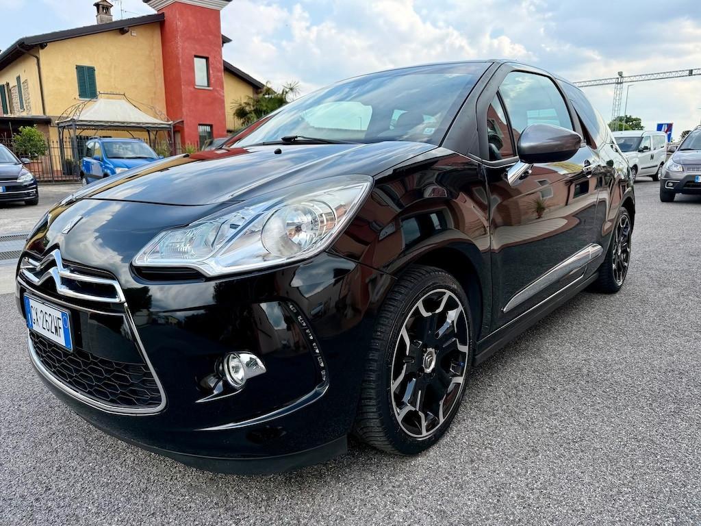 Ds DS3 DS 3 1.2 VTi 82 Just Black