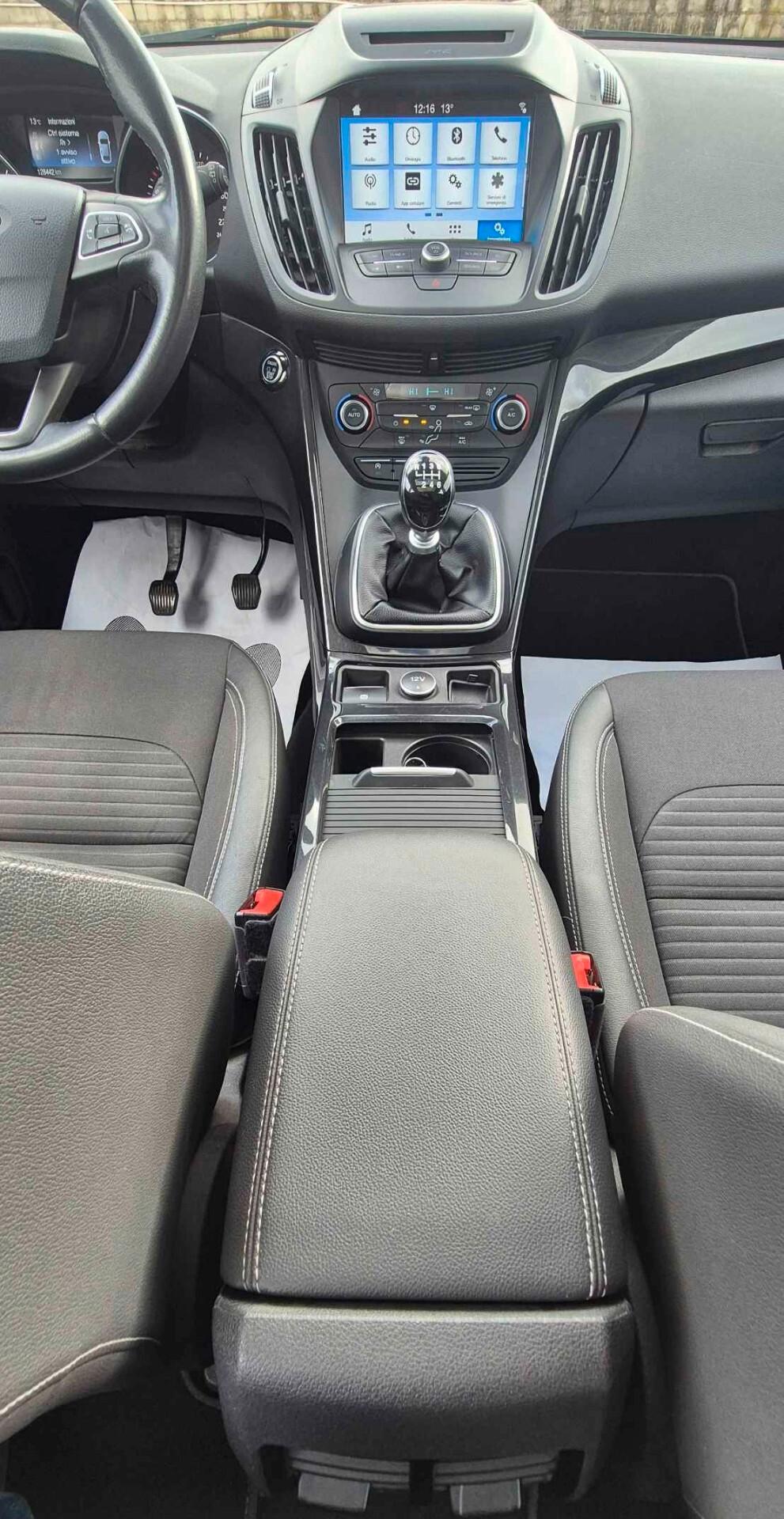 Ford Kuga 2.0 TDCI 150 CV S&S 2WD Titanium