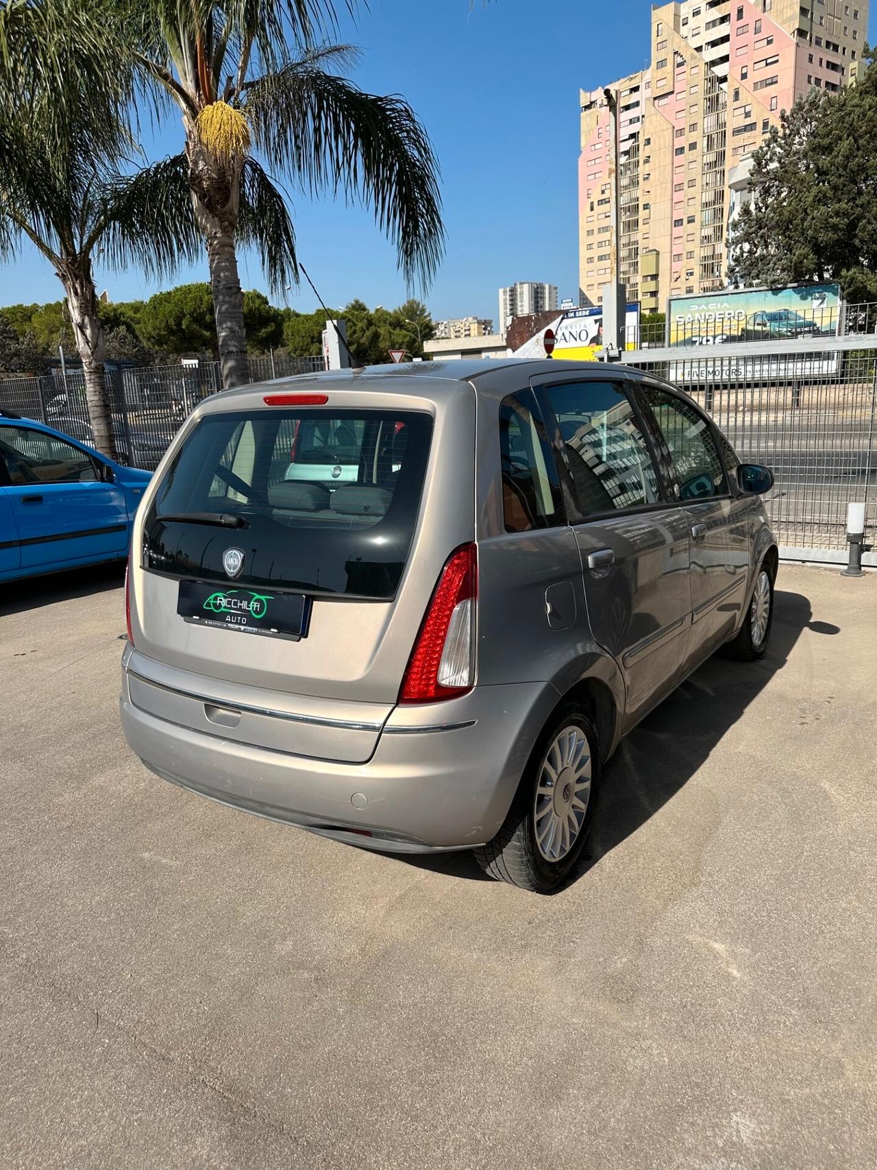 LANCIA YPSILON 1.4 GPL ECOCHIC 2011