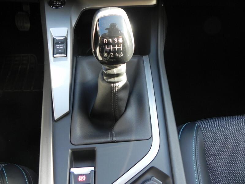 Peugeot 308 PureTech Turbo 130 S&S Allure