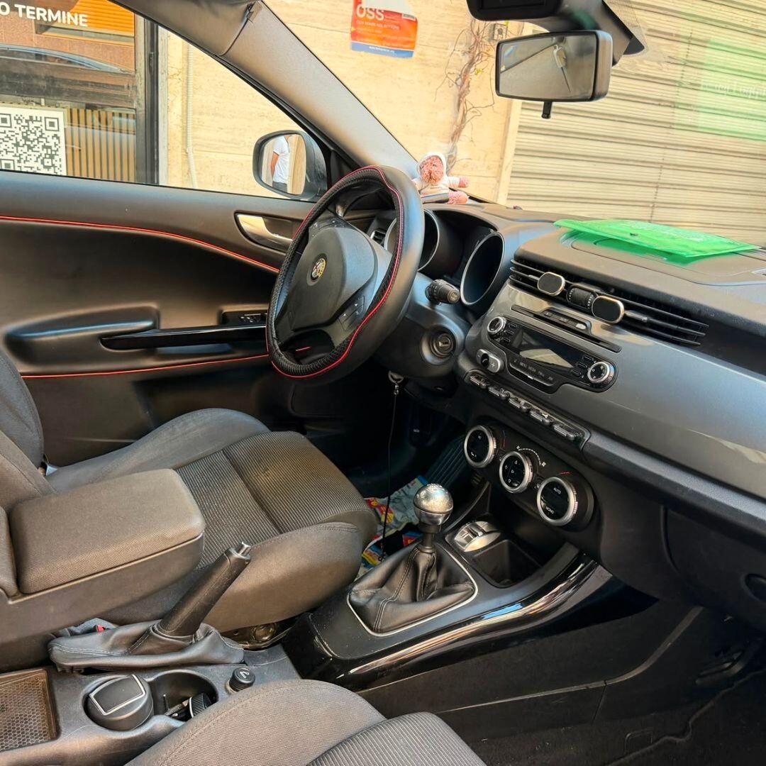 Alfa Romeo Giulietta 1.6 JTDm-2 - 105 CV