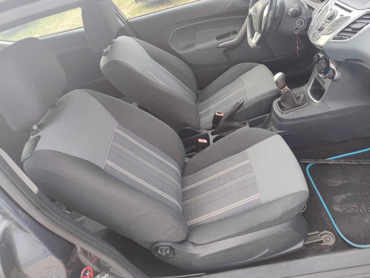 Ford Fiesta 1.4 3 porte Bz.- GPL Titanium