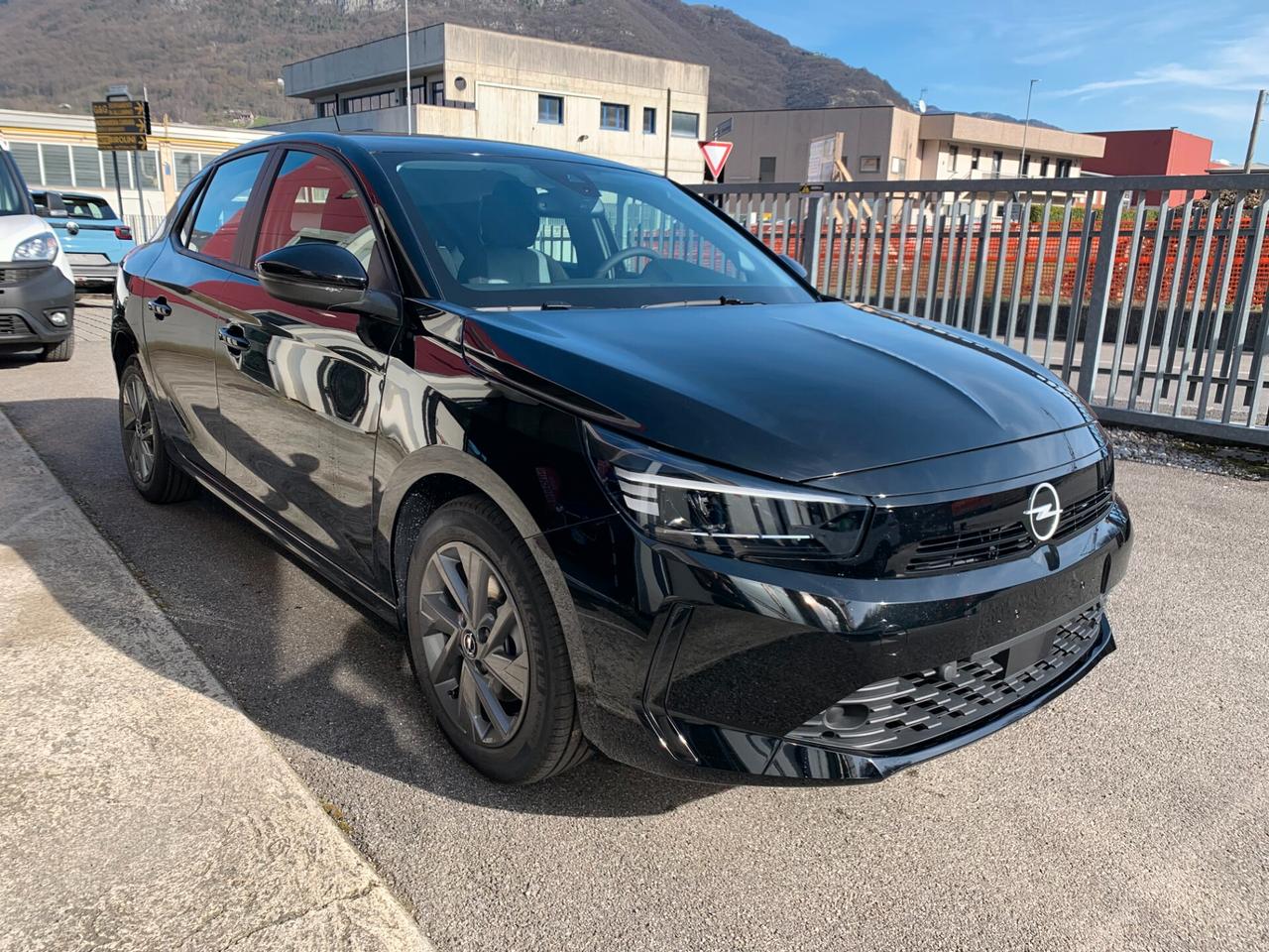 Opel Corsa 1.2 100 CV Edition