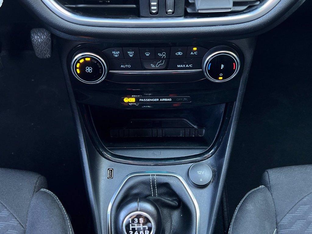 FORD Puma 1.0 EcoBoost Hybrid 125 CV S&S Titanium del 2022