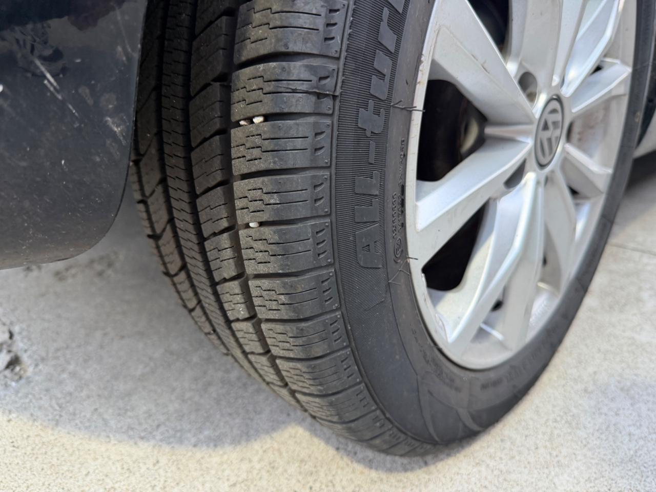 VW GOLF VI 1.4 TSI BENZINA EURO5B 80CV NEOPATENTATI