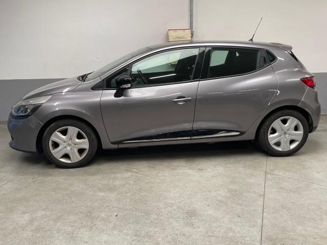 RENAULT Clio 1.2 75CV 5 porte Costume National