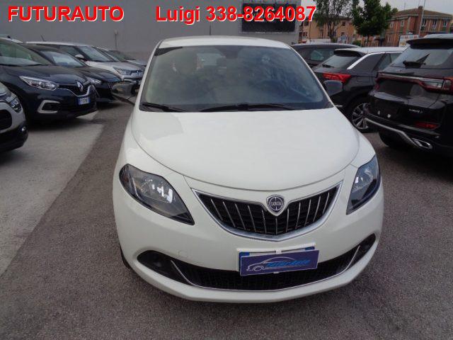 LANCIA Ypsilon 1.0 FireFly 5 porte S&S Hybrid Ecochic Silver