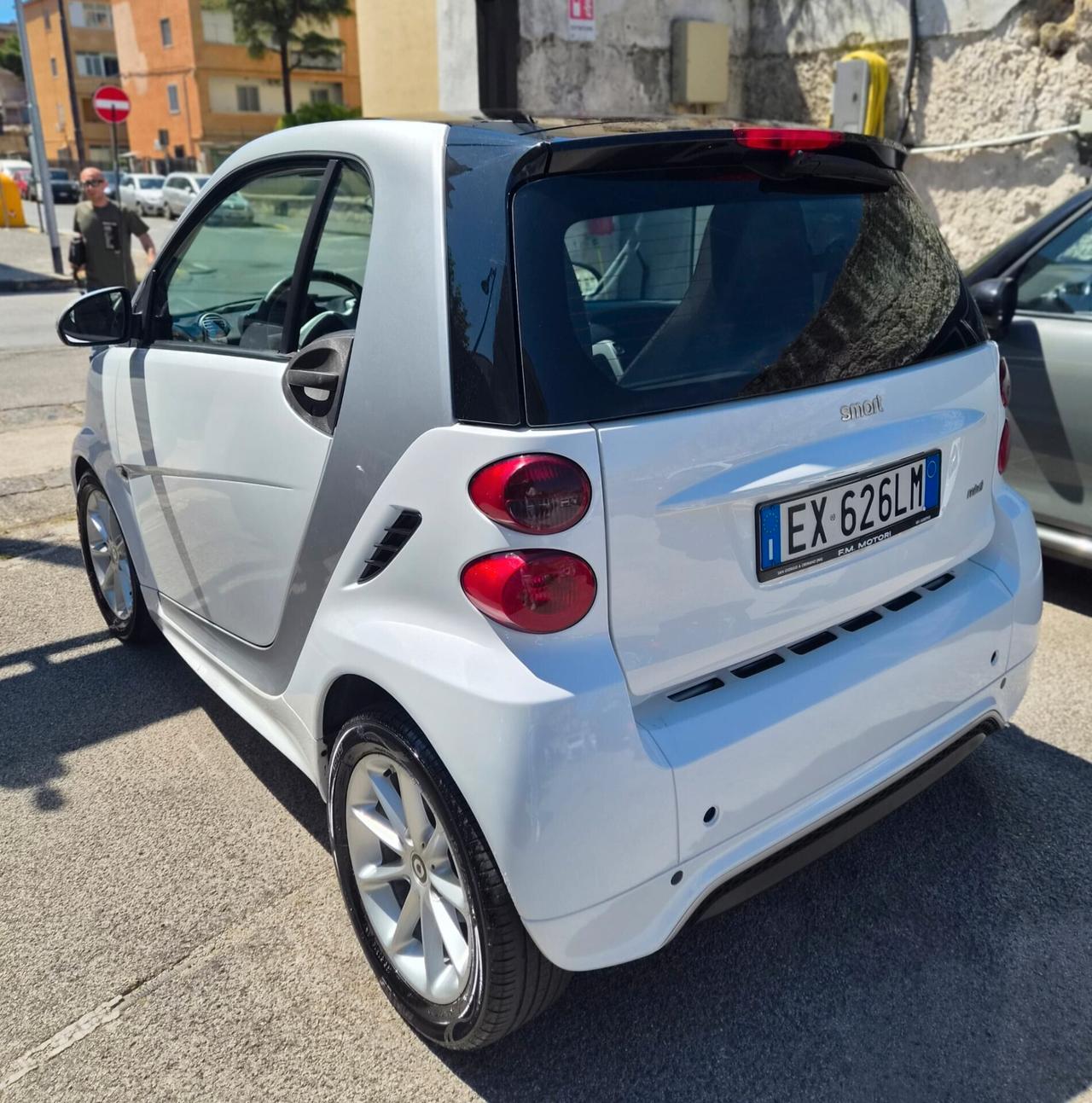 Smart ForTwo 1000 52 kW MHD coupé passion