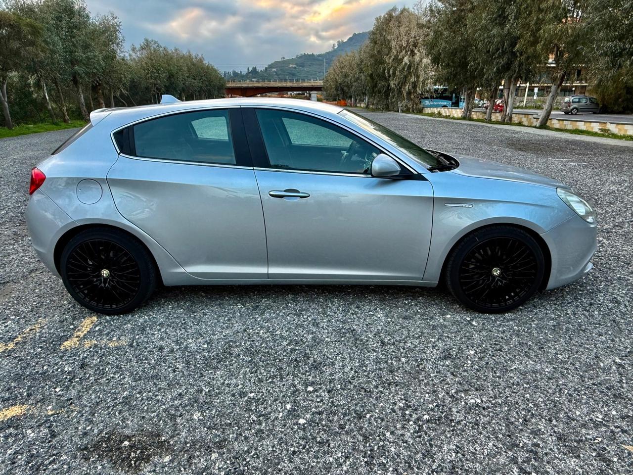 ALFA ROMEO GIULIETTA2.0 JTDM-2 170 CV PROGRESSION