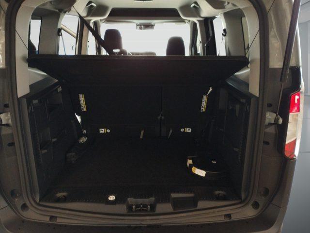 FORD Tourneo Courier 1.0 EcoBoost Titanium