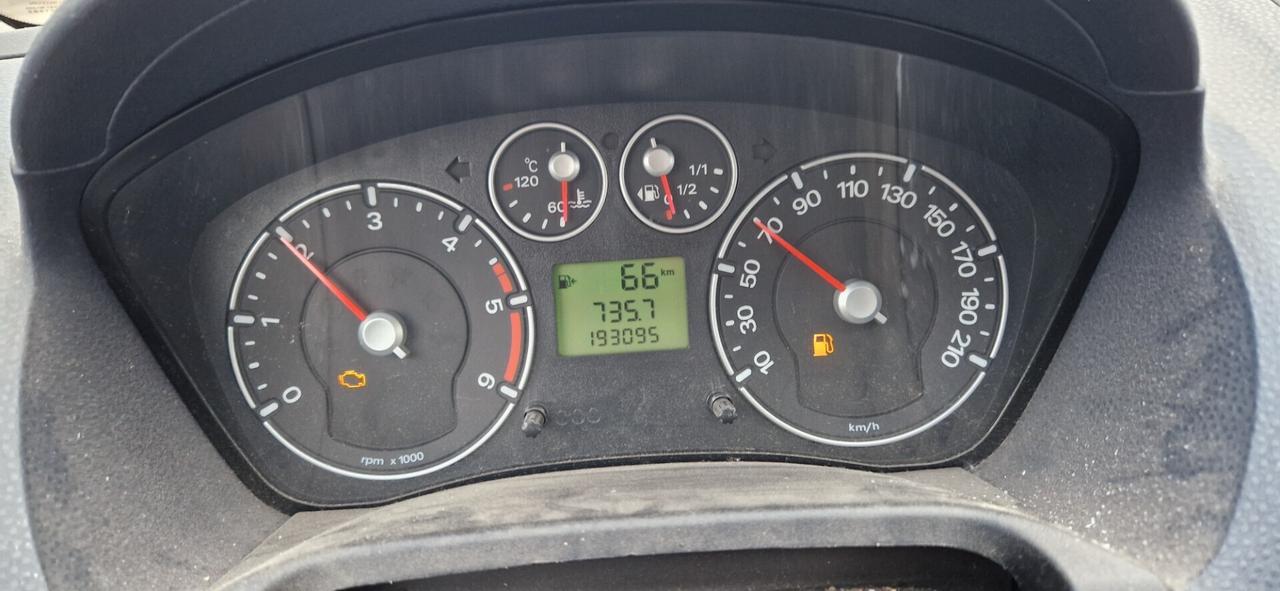 Ford Fiesta 1.4 TDCi 5p. Ghia per export