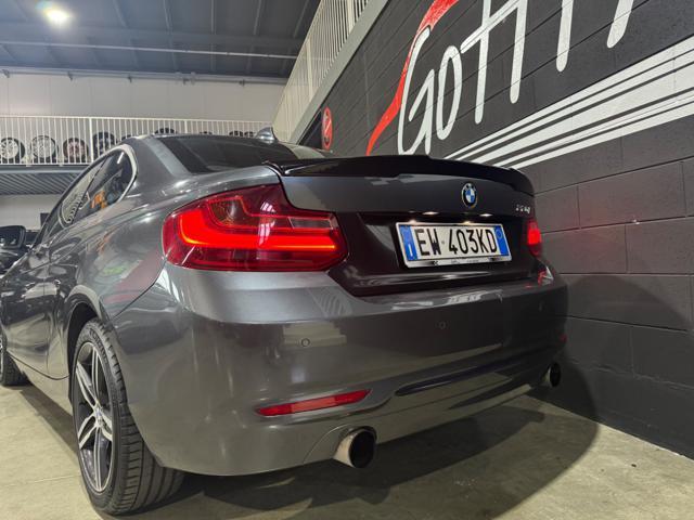 BMW 220 MANUALE UFFICIALE ITALIANA