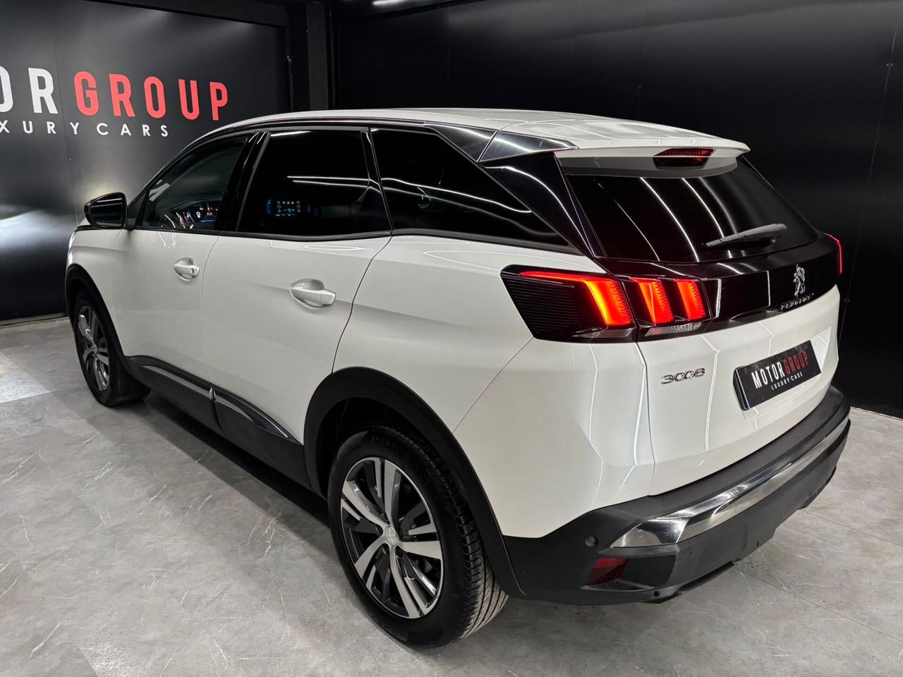 Peugeot 3008 1.5 BlueHDi 130 S&S EAT8 Allure