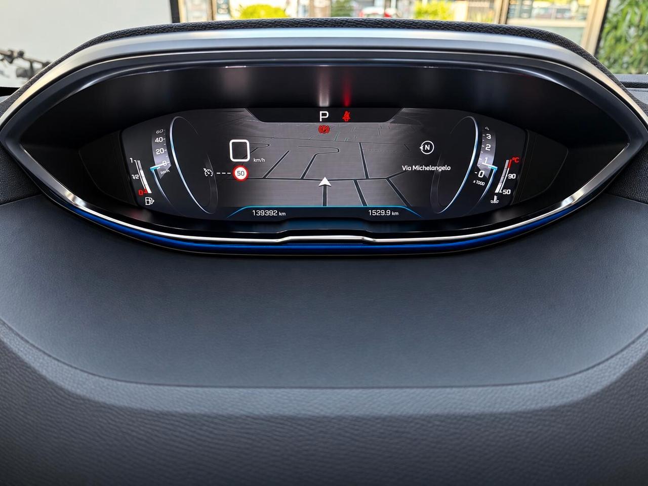 Peugeot 3008 BlueHDi 1.5 Diesel 130 cv S&S EAT8 Allure
