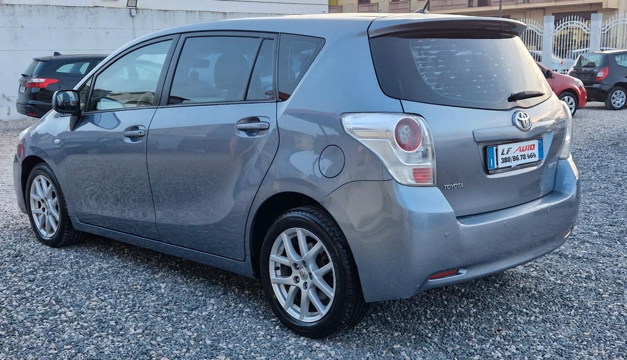 Toyota Verso 2.2 D-Cat 150 CV aut. Sol perfetta