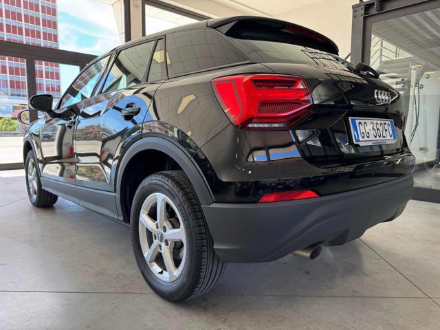 AUDI Q2 30 TDI Business