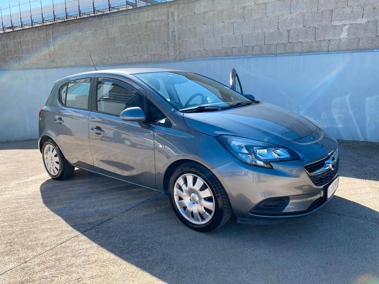Opel Corsa 1.2 5 porte