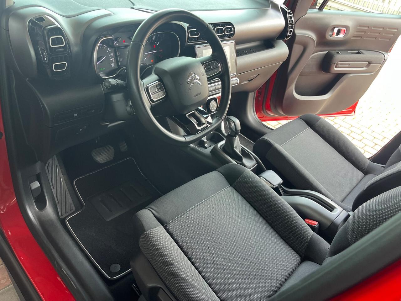Citroen C3 Aircross C3 Aircross 1.5 bluehdi Shine 73.000 KM!!