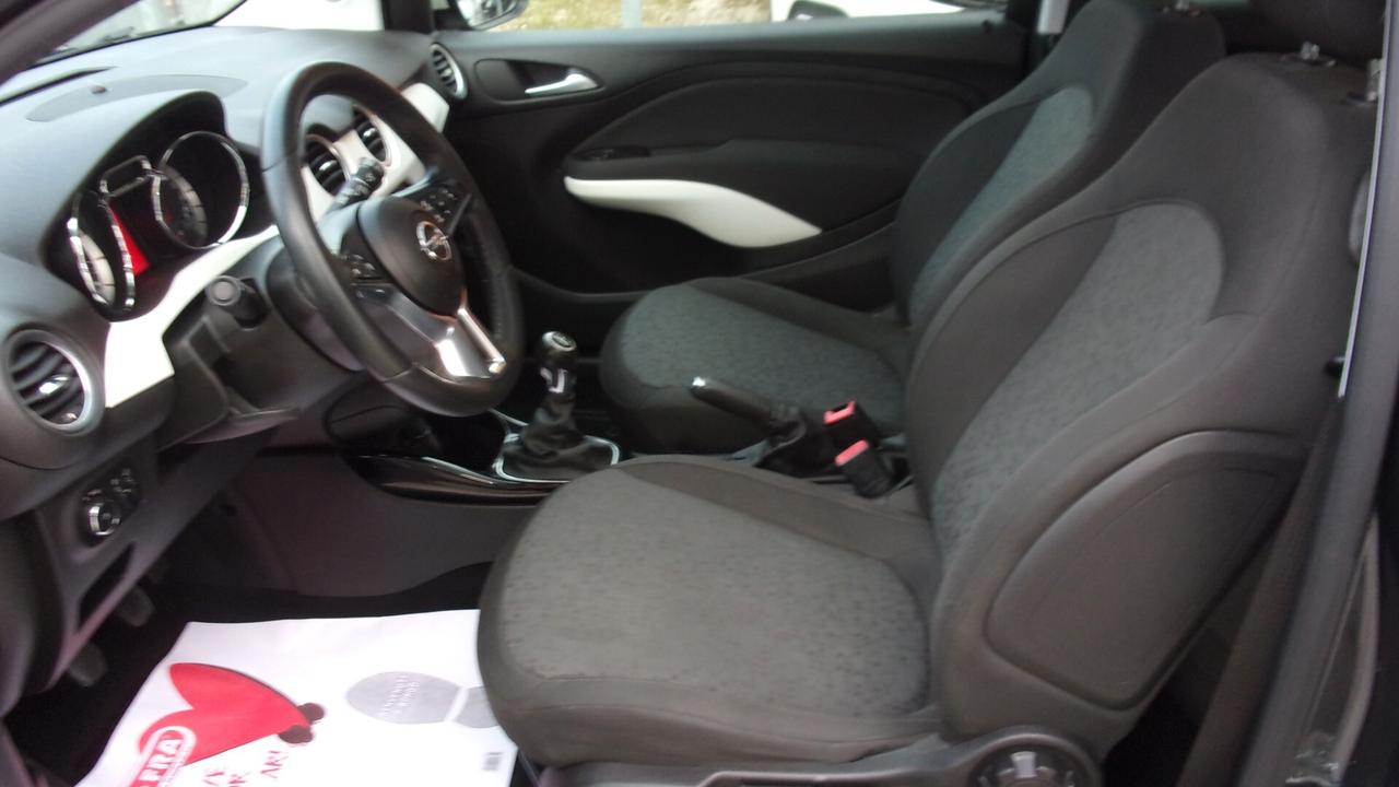 Opel Adam 1.4 87 CV GPL Tech Slam