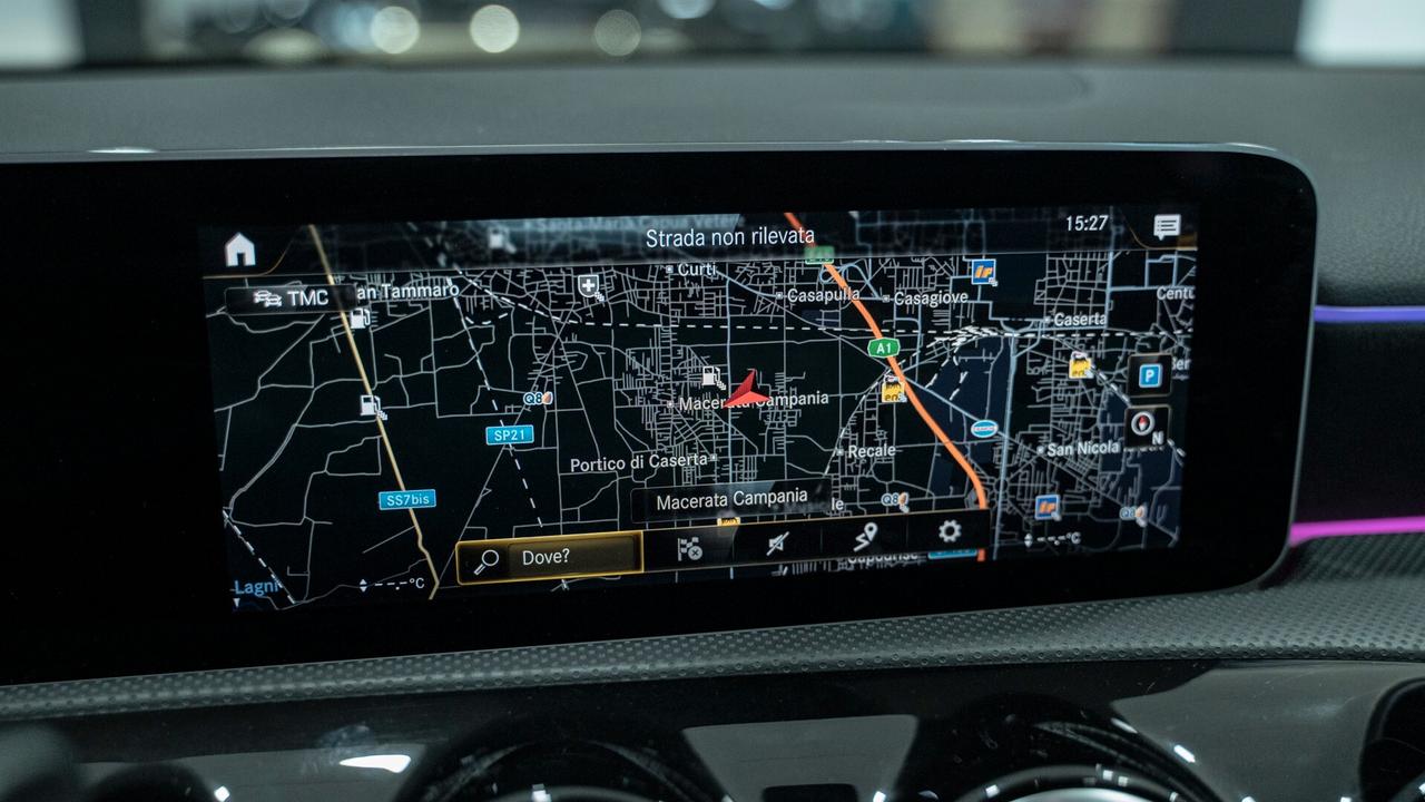 Mercedes-benz A 180 D PREMIUM PLUS AMG TETTO PACK LUCI MULTIBEAM FULL