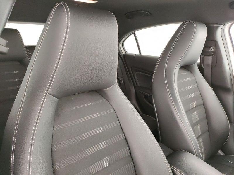 Mercedes-Benz Classe A A 180 d Sport auto my16