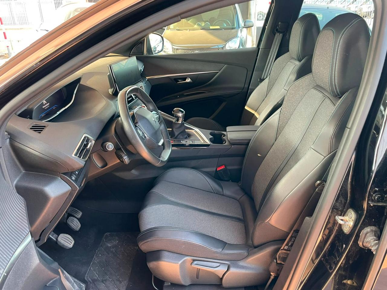 Peugeot 5008 PureTech Turbo 130 S&S Allure
