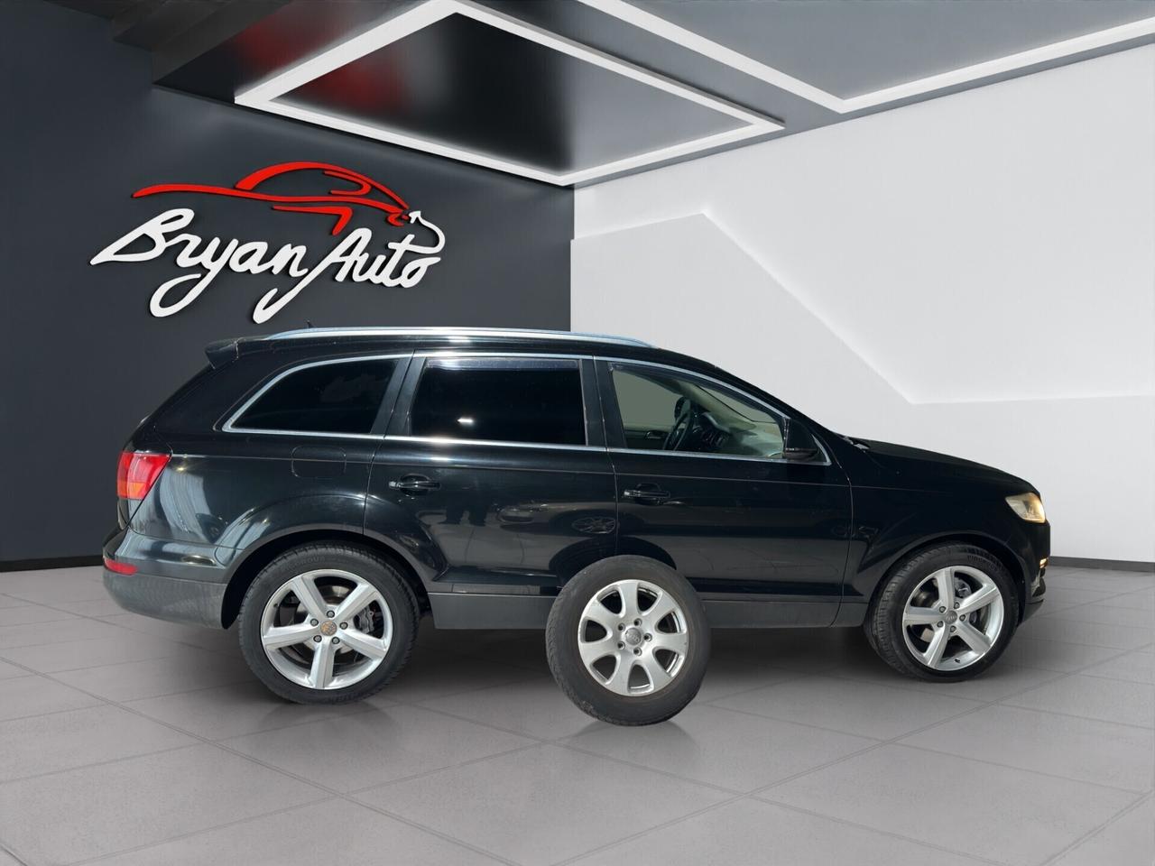 Audi Q7 3.0 V6 TDI 233CV quattro tiptronic