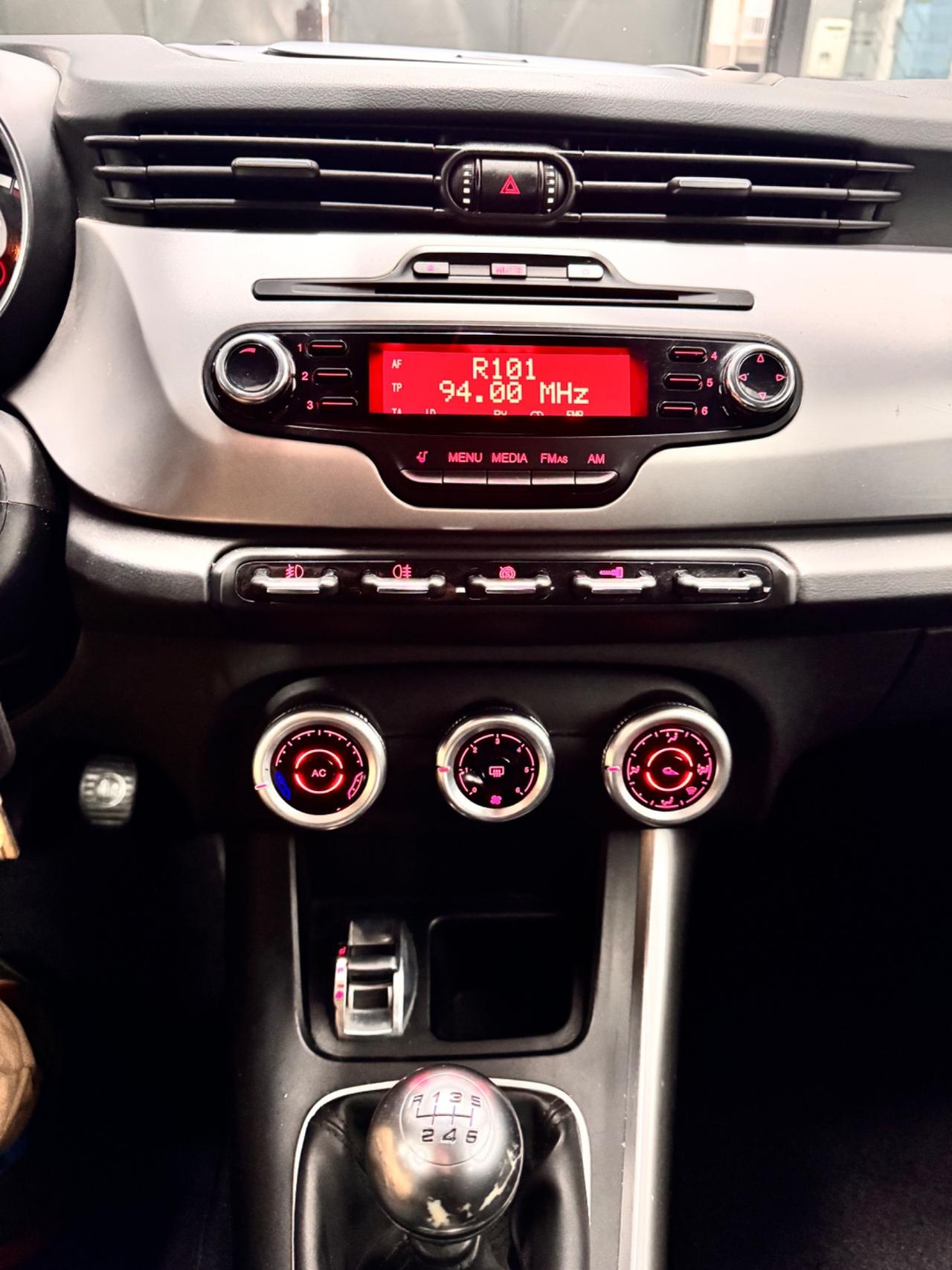 Alfa Romeo Giulietta 1.6 JTDm 105 Cv Distinctive