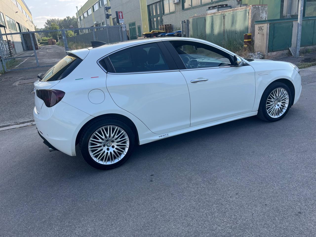 Alfa Romeo Giulietta 2.0 JTDm-2 170 CV Distinctive