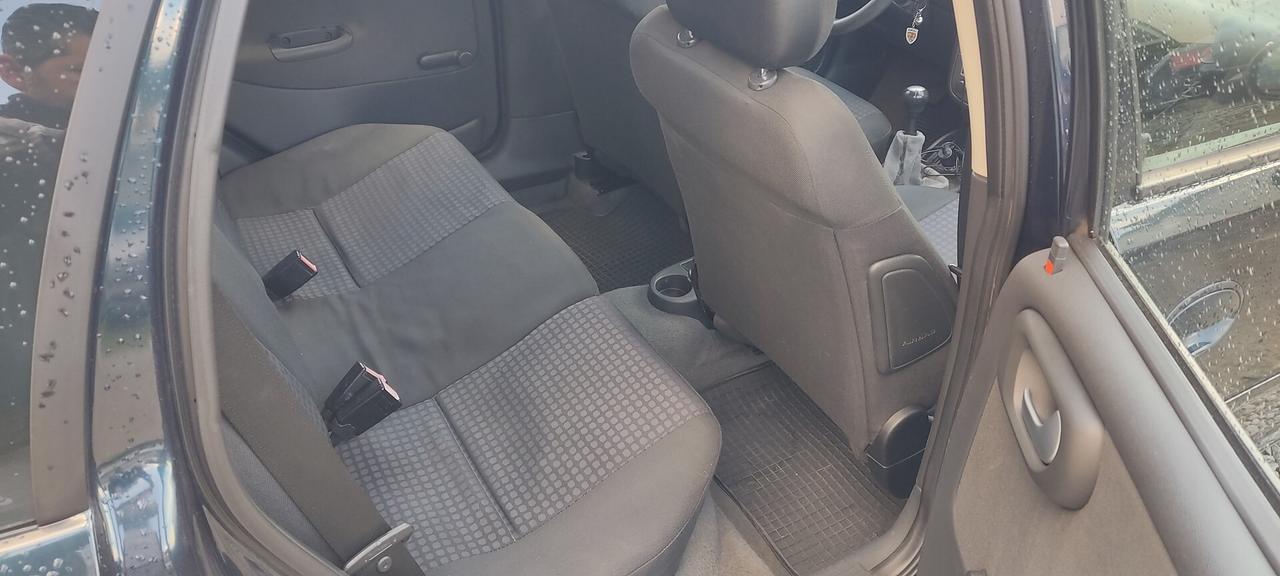 opel corsa 1.2 ottime condizioni