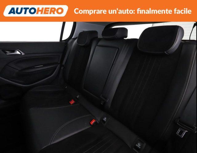 PEUGEOT 3008 BlueHDi 120 S&S Allure