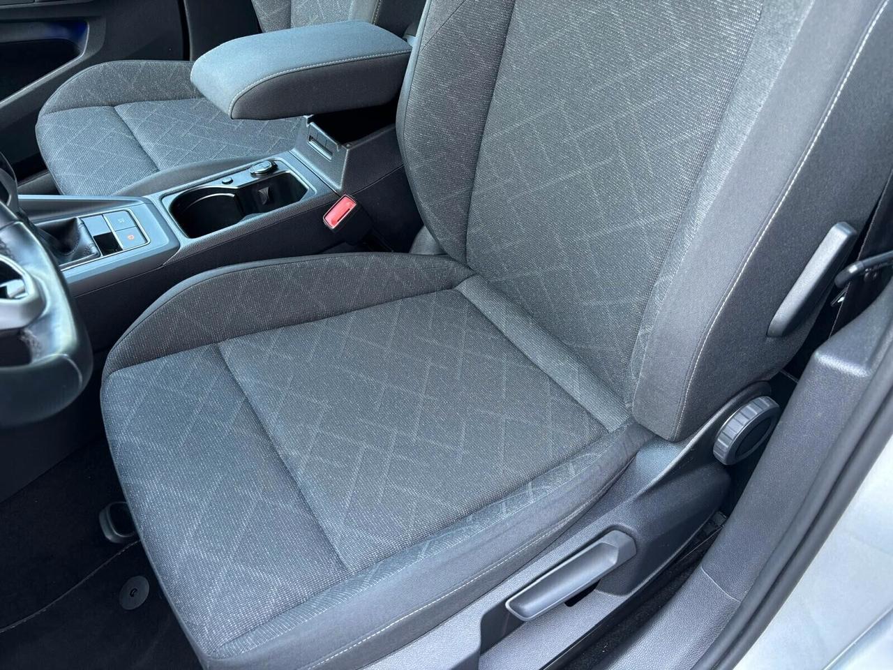 Volkswagen Golf 2.0 TDI SCR Style OK Neopatentati