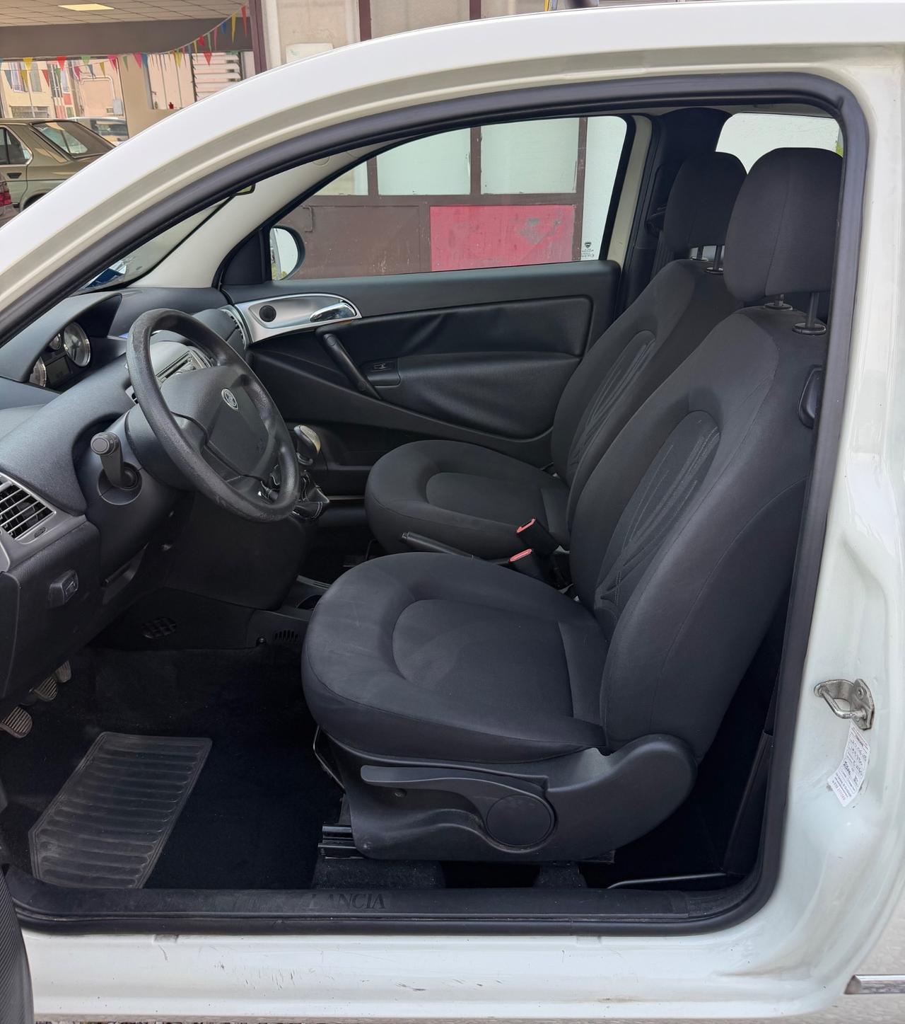Lancia Ypsilon 1.4 GPL 2031- Neopatentati-Garanzia