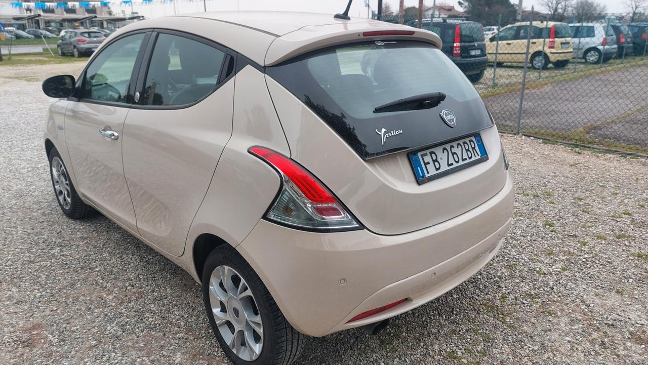 Lancia Ypsilon 1.2 69 CV 5 porte GPL Ecochic Gold