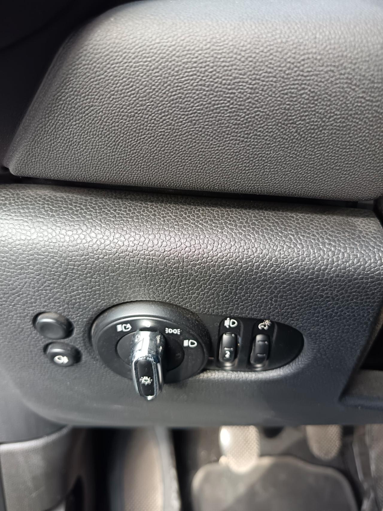 Mini 1.5 One 75 CV 5 porte