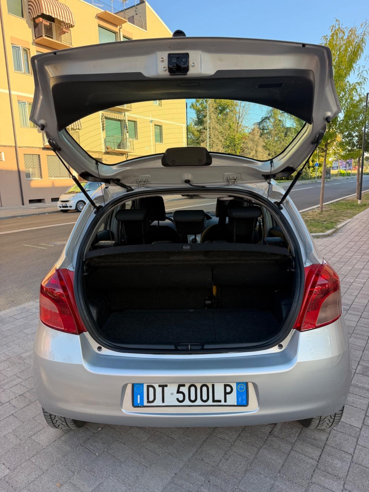 Toyota Yaris 1.3 5 porte M-MT Sol