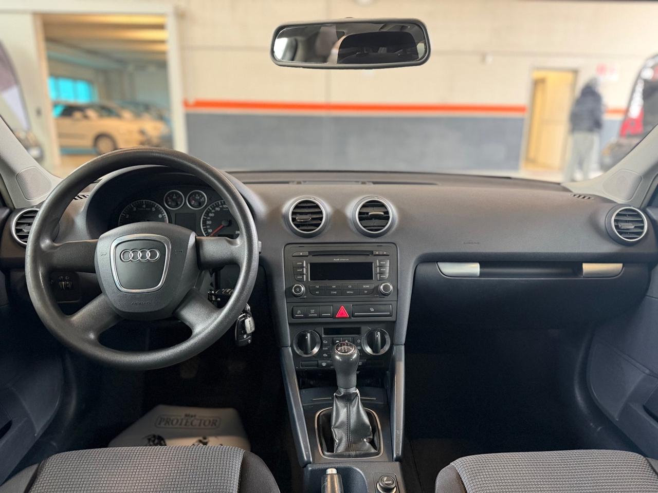 Audi A3 SPB 1.6 Ambiente NEOPATENTATI