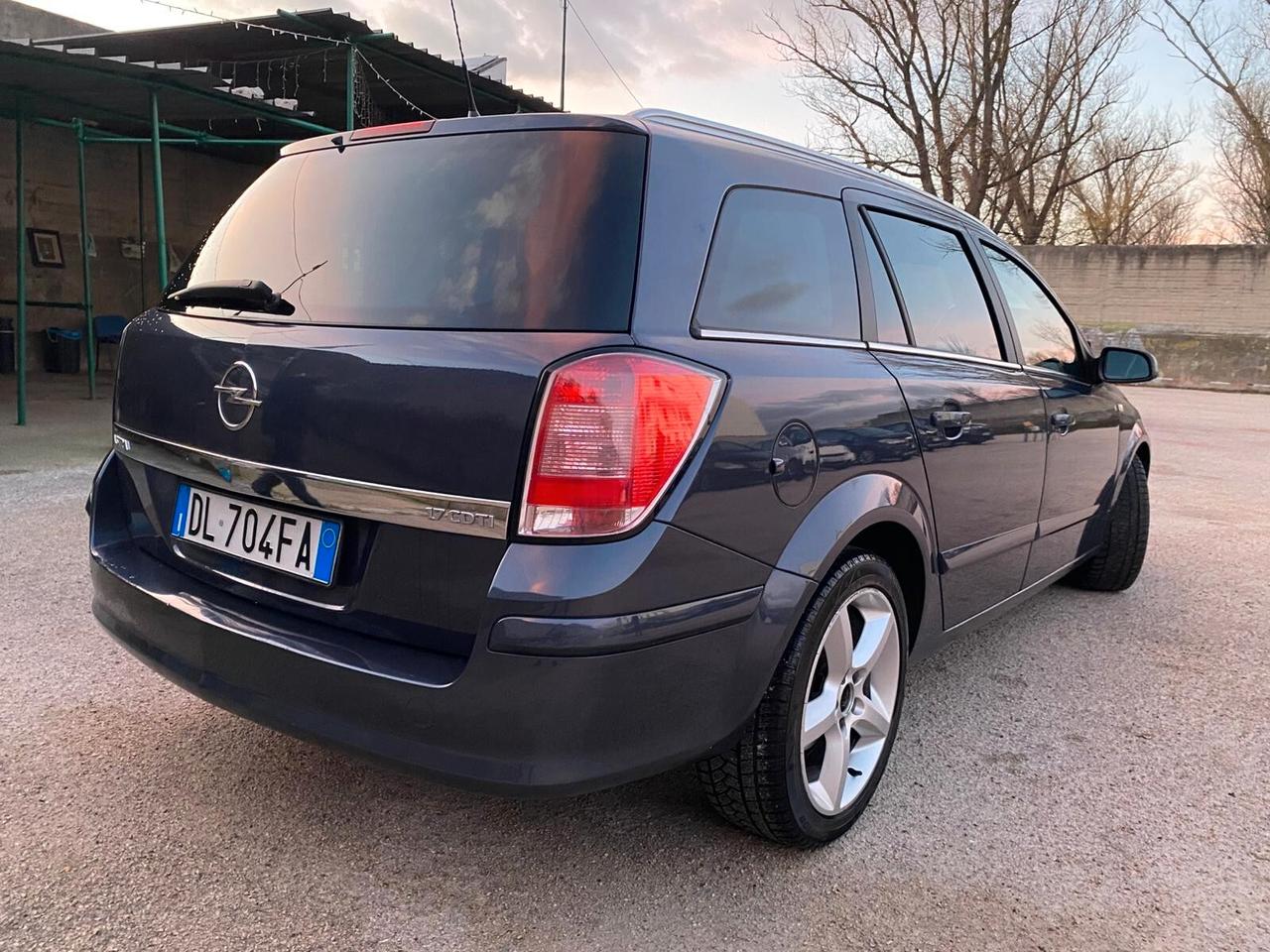 Opel Astra 1.7 CDTI 101CV 5 porte Cosmo full nuova 2007