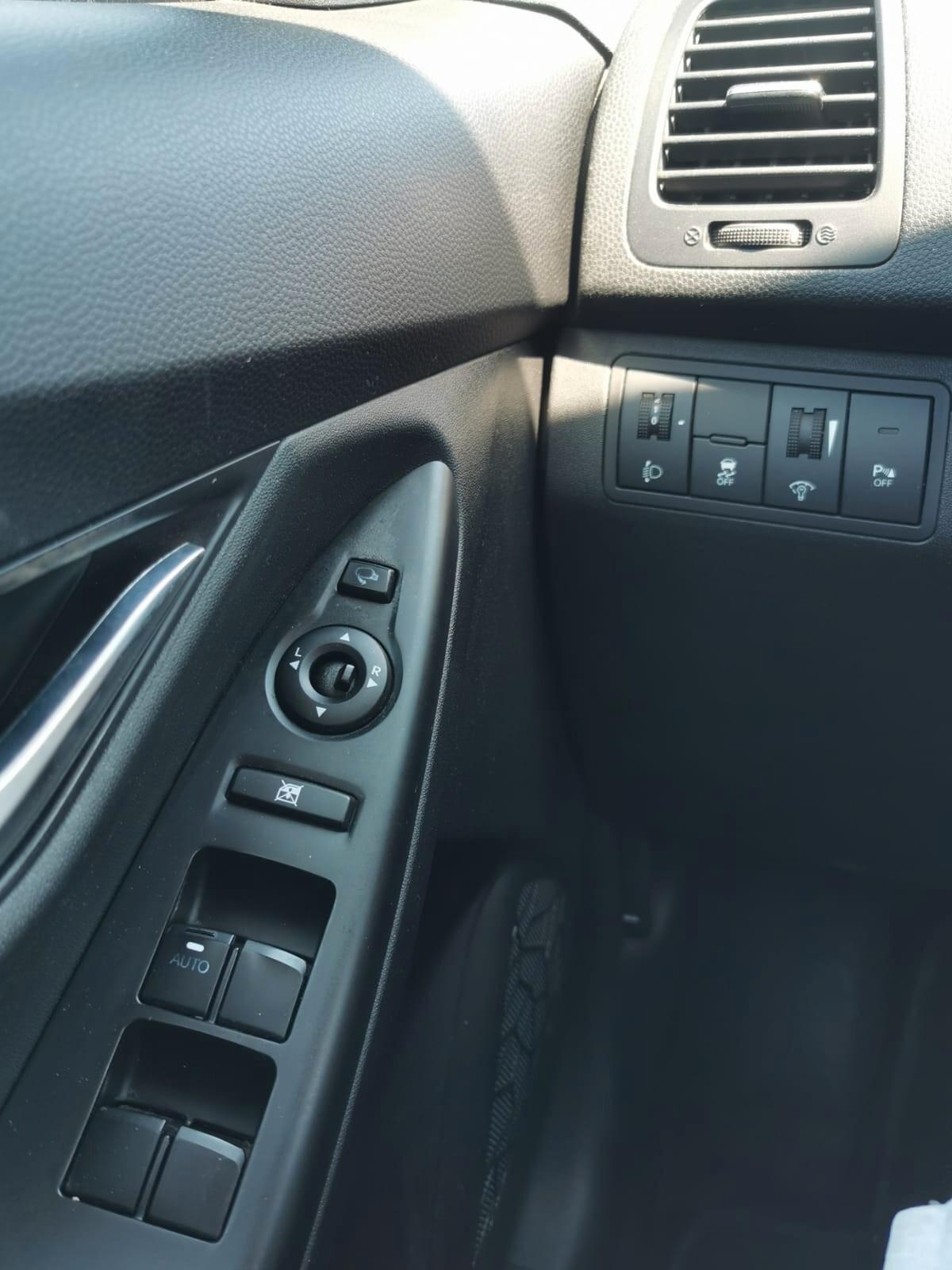Hyundai iX20 1.6 125 CV Style NEOPATENTATI
