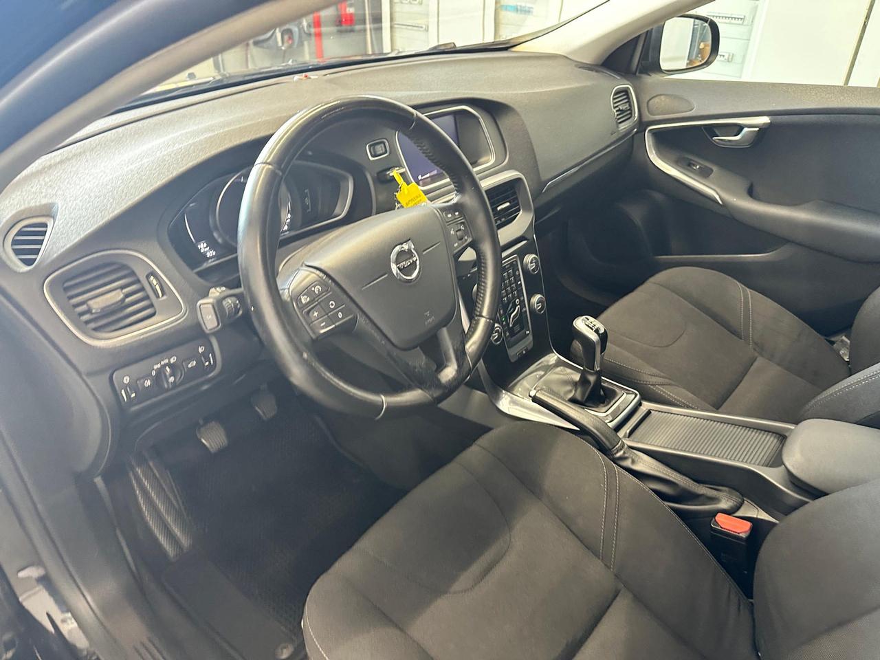 Volvo V40 2.0 d2 Kinetic my17